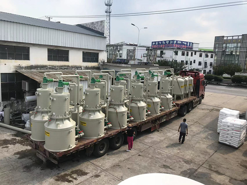 PP立式真空機(jī)組